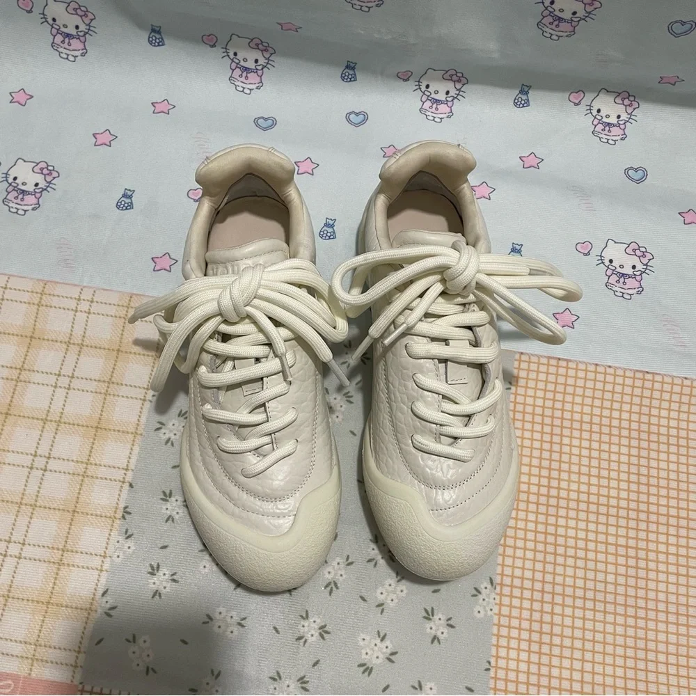 Alexander McQueen White Low-Top Leather Sneakers
